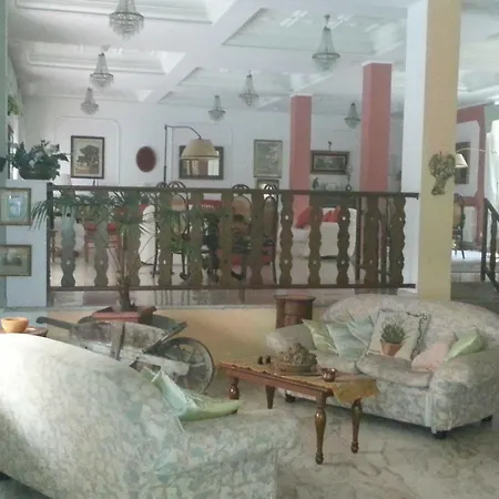 Valtorta Отель 3*